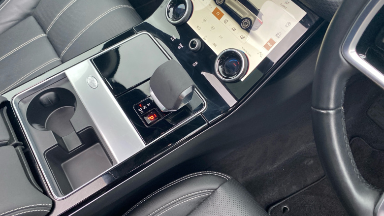 Land Rover Range Rover Velar 2.0 D200 Edition 5dr Auto Diesel Estate